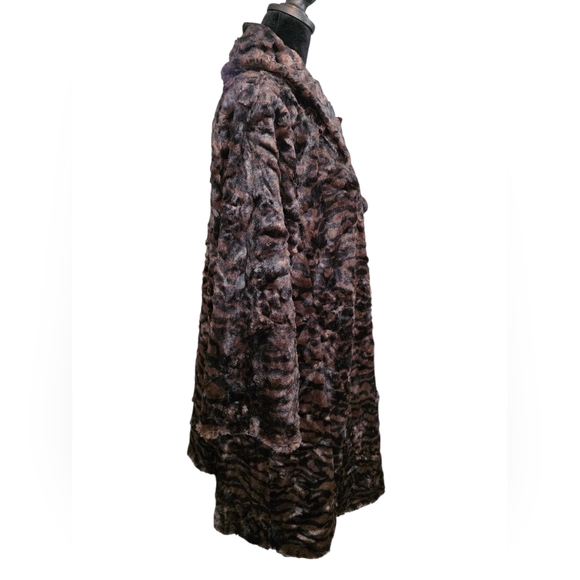 Cabi Faux Fur Minka Animal Print Coat Brown Black Medium Bracelet Length Sleeves - Picture 5 of 11